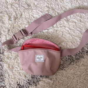 Hershel Supply Co. fanny pack